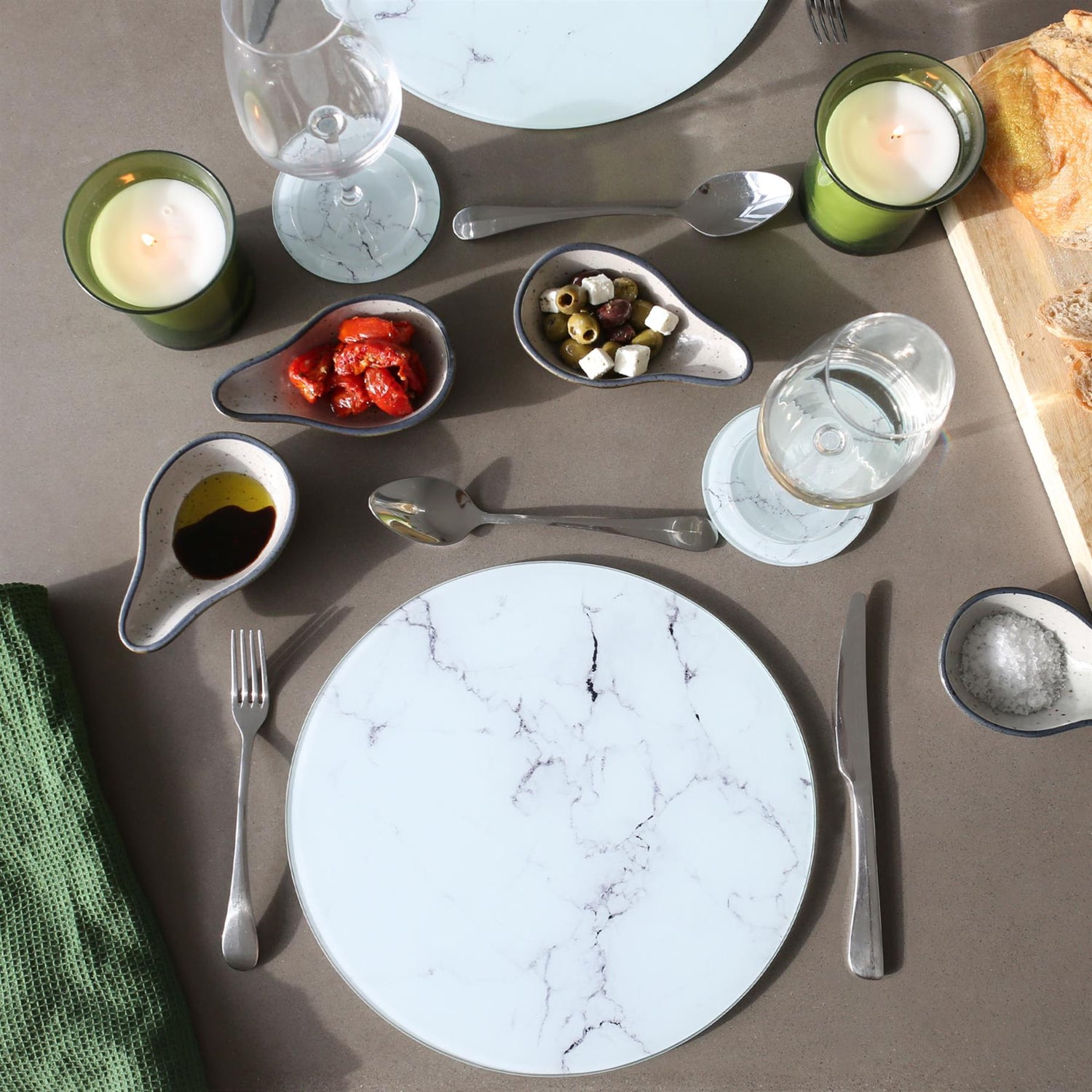 Round Glass Chopping Board - 30cm - Marble