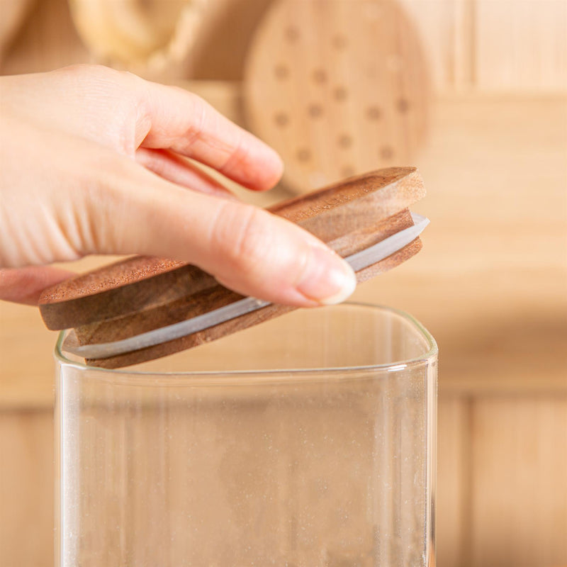 Argon Tableware Square Glass Storage Jar with Acacia Wooden Lid - 1.9 Litre